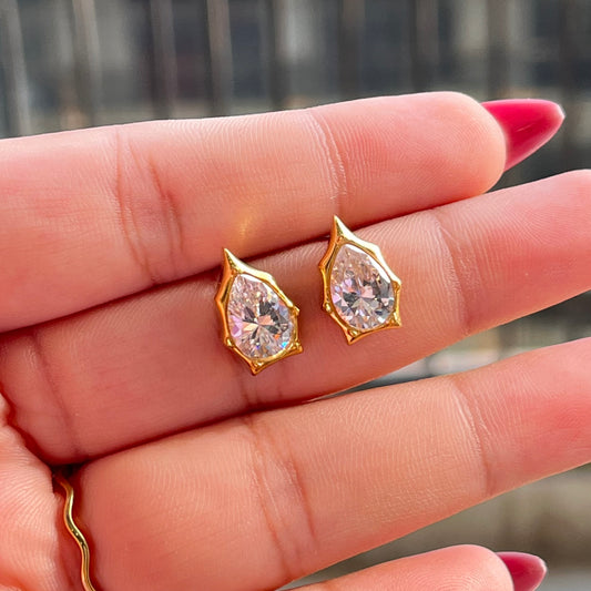 Helixa Drop Diamond Studs