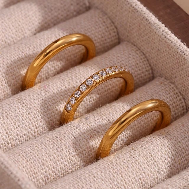 Merle Diamond and Band Rings Set