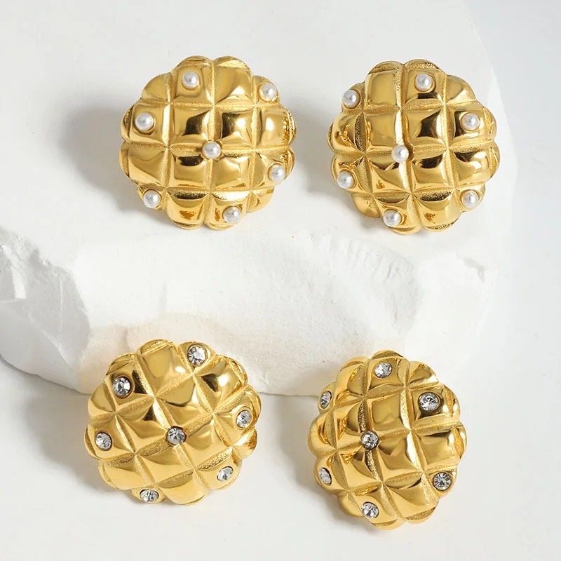 Guni Check Gold Studs