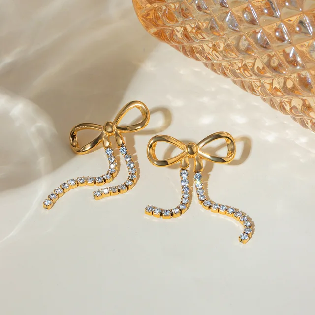 Rubika Diamond Bow Earrings