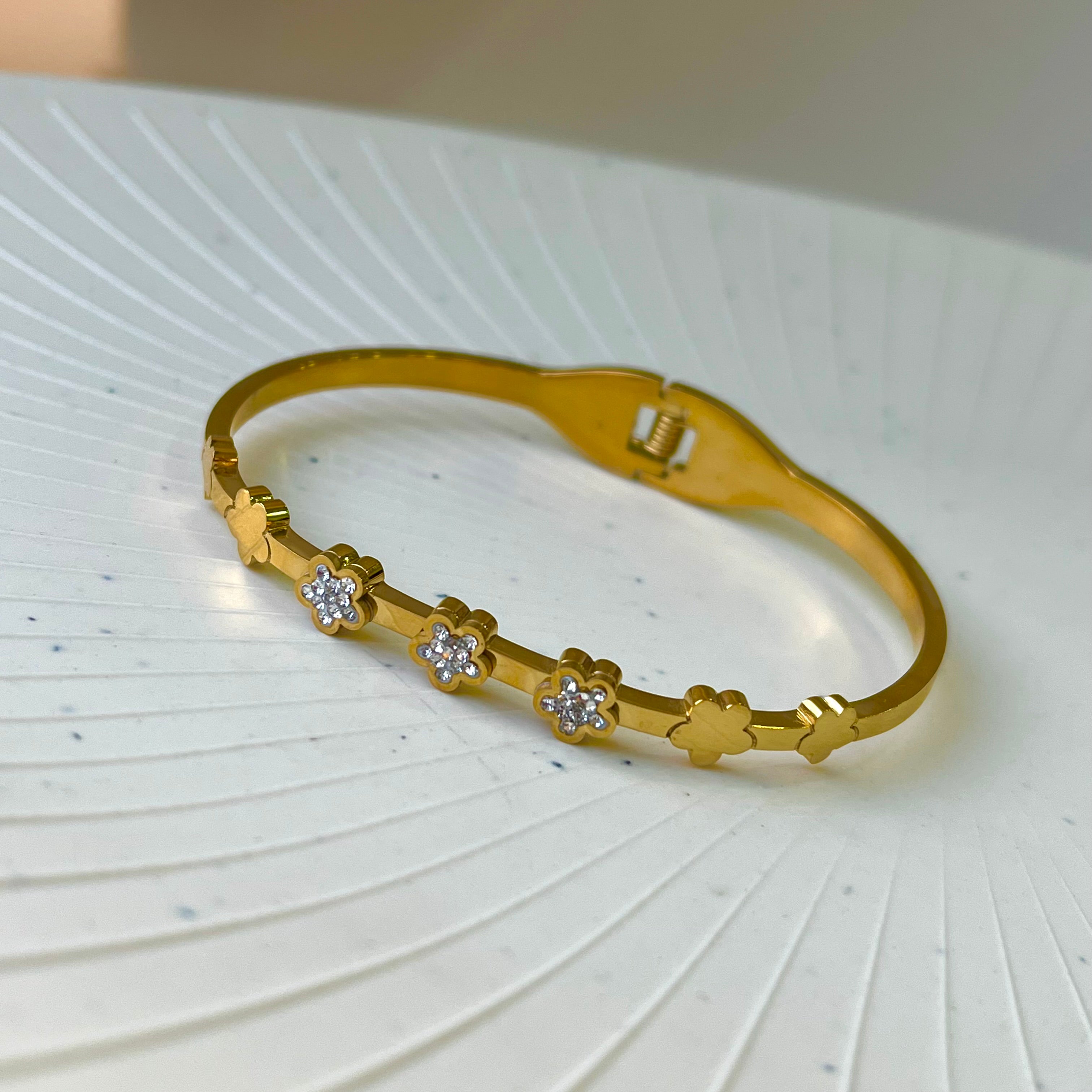 Vouch Flower Diamond Cuff