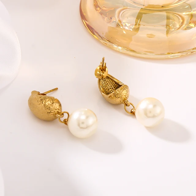 Edwina Pearl Flower Earrings