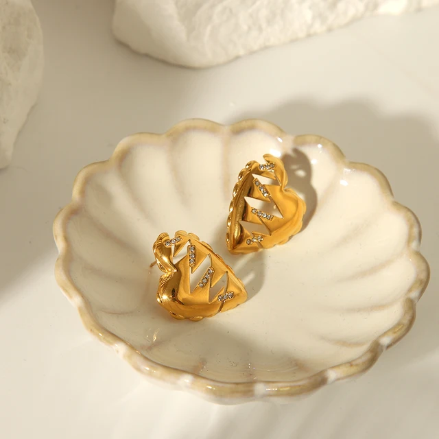Heart Break Gold Earrings