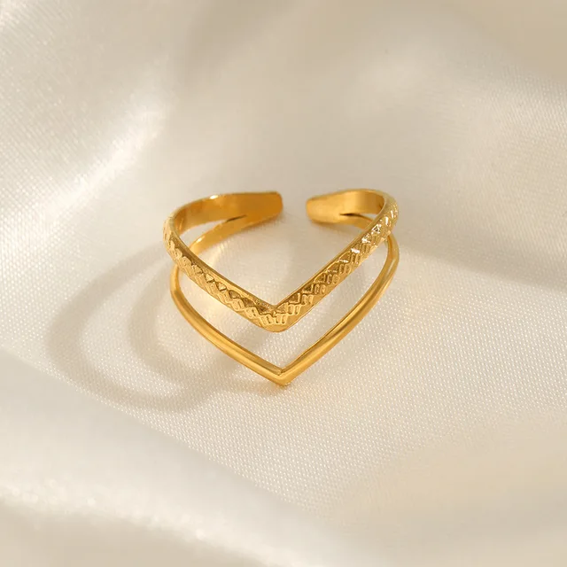 Viniya V Shape Gold Ring