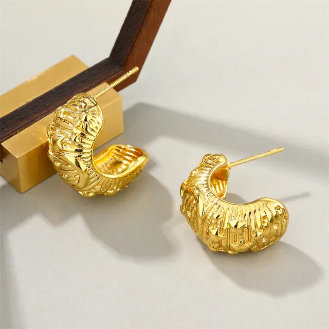 Bridgten Star and Moon Earrings
