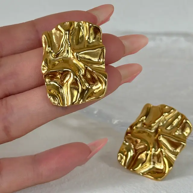 Larissa Hammered Gold Earrings