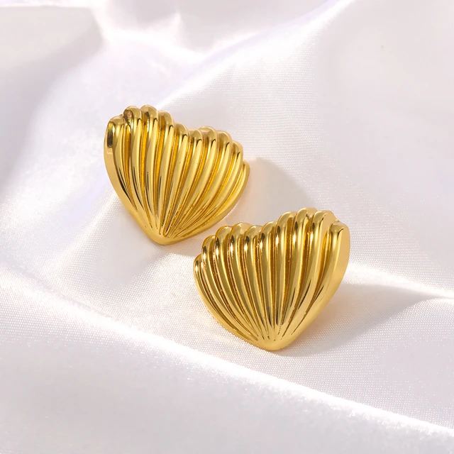 Leasina Heart Big Gold Studs