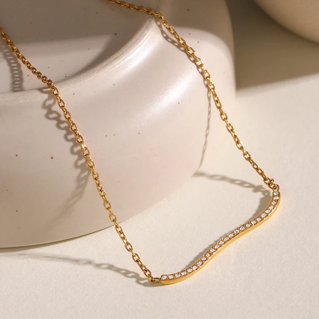 Seismic Wavy Delicate Necklace