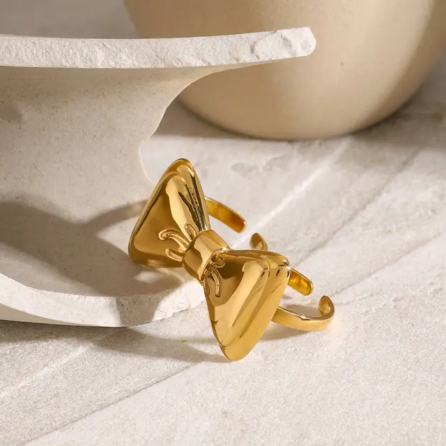 Boldy Bow Double Finger Ring