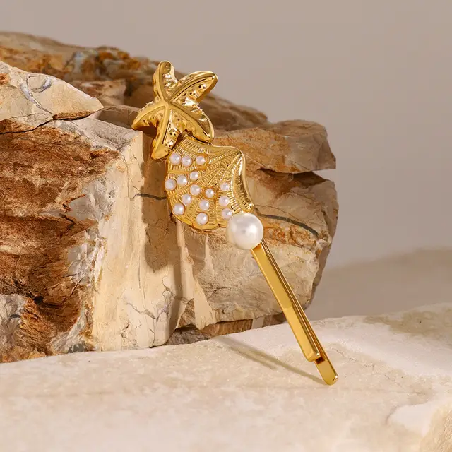 Mesmerised Ocean Pearl Side Pin
