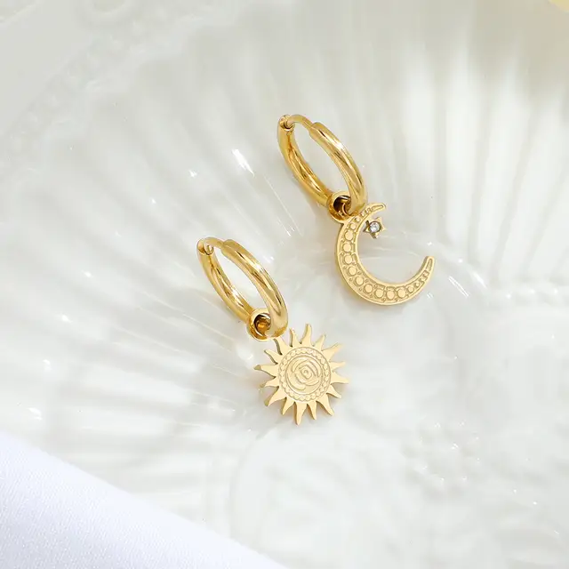 Liel Star Moon Gold Earrings