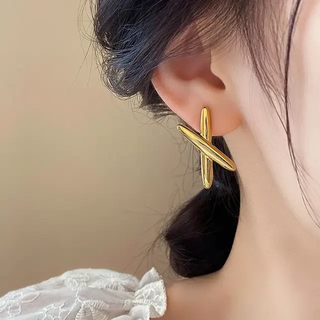 Crisa Cross Gold Earrings