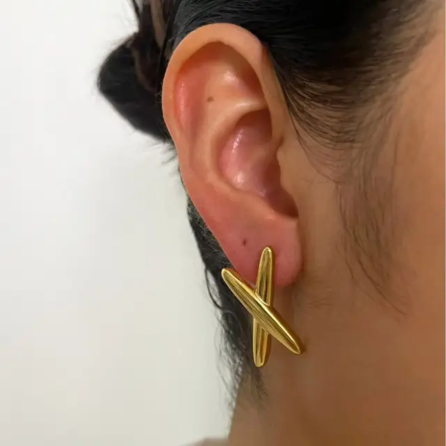 Crisa Cross Gold Earrings