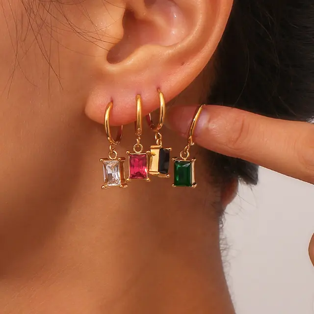 Quili Square Hanging Earrings