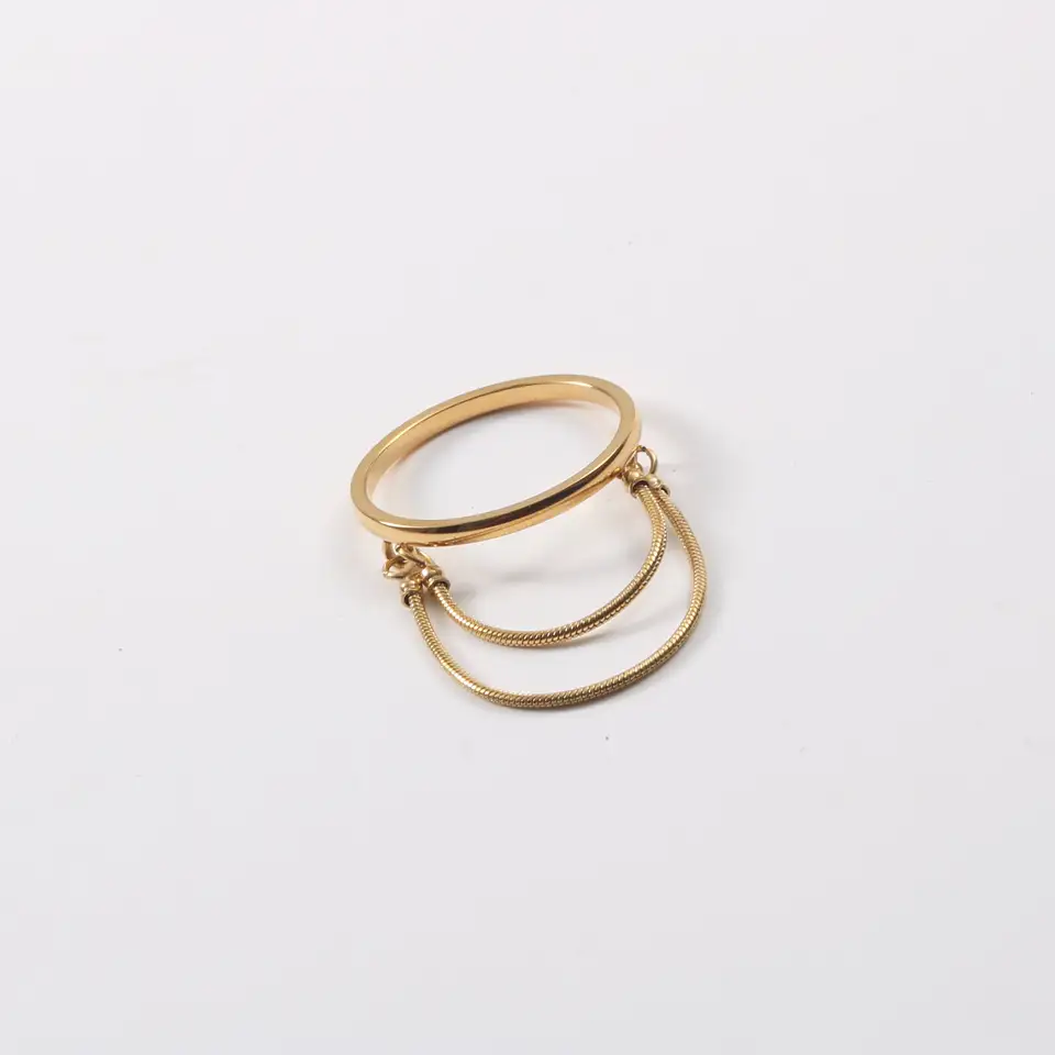 Disha Stylish Gold Ring