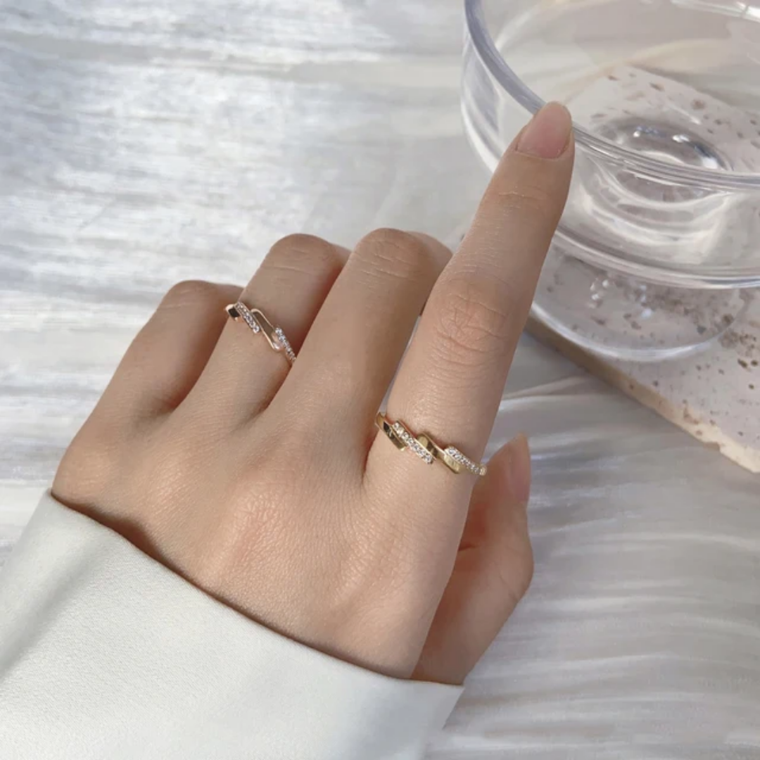 Sleeki Piona Diamond Ring