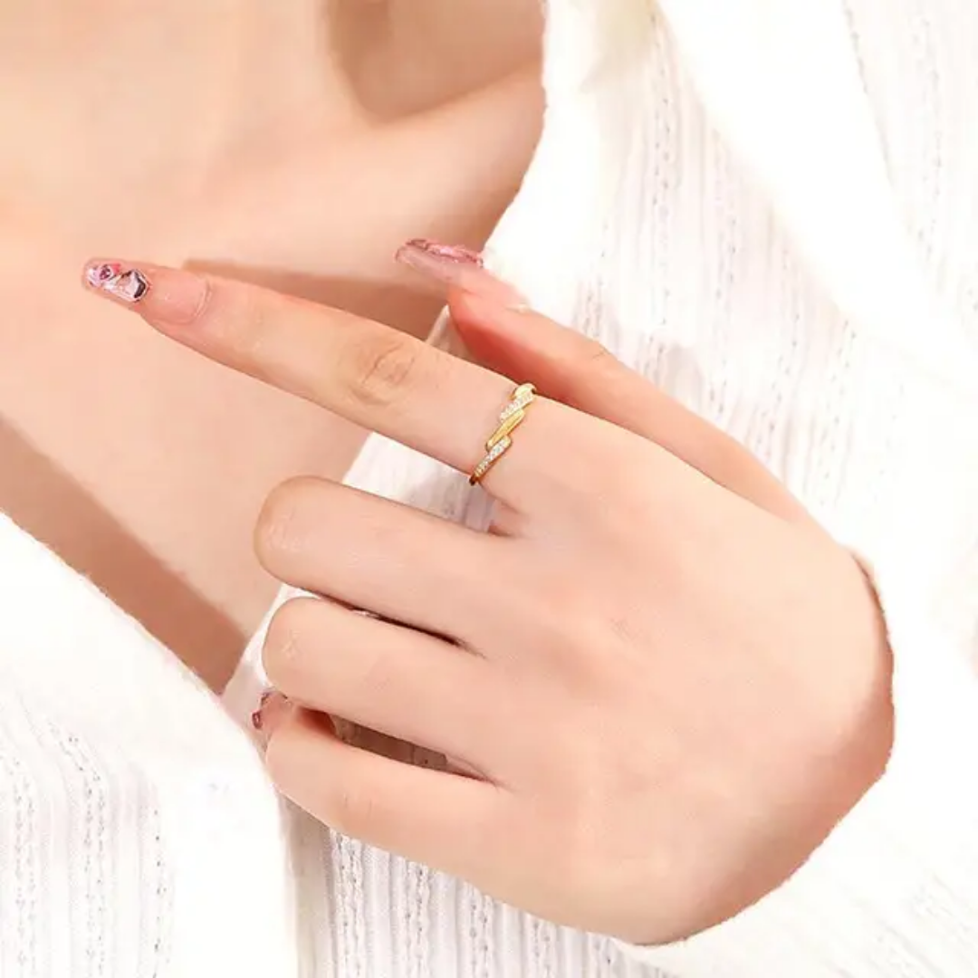 Sleeki Piona Diamond Ring