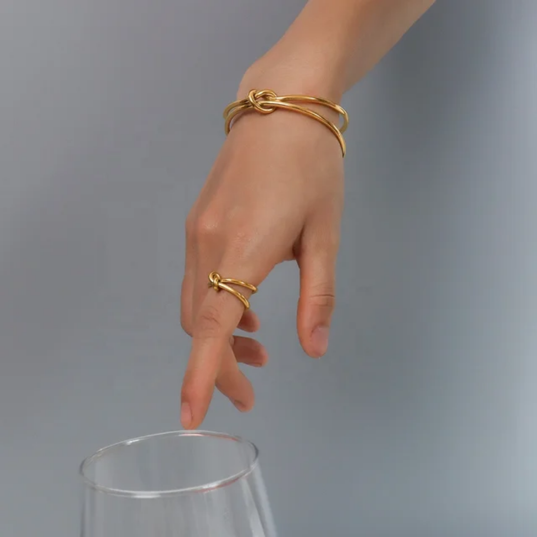 Drew Knot Tie Cuff✨