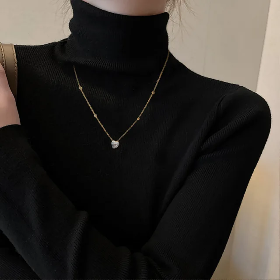 Elis Diamond Heart Necklace
