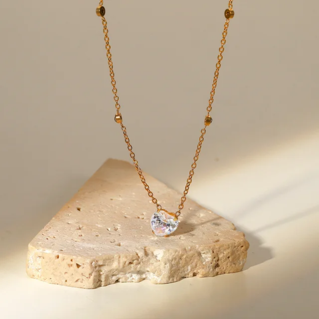 Elis Diamond Heart Necklace