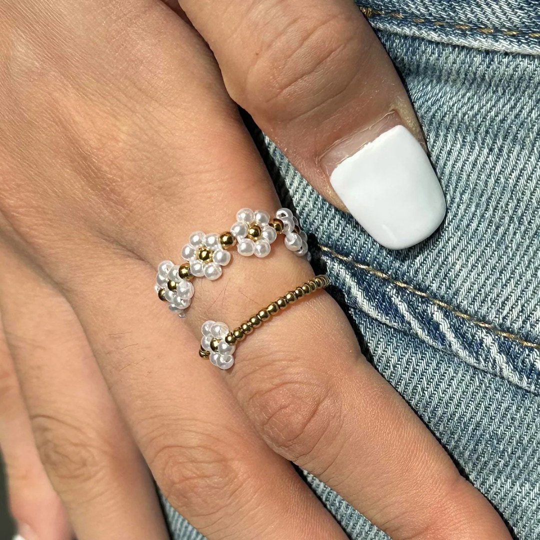 Eipsy Daisy Flower Rings Set