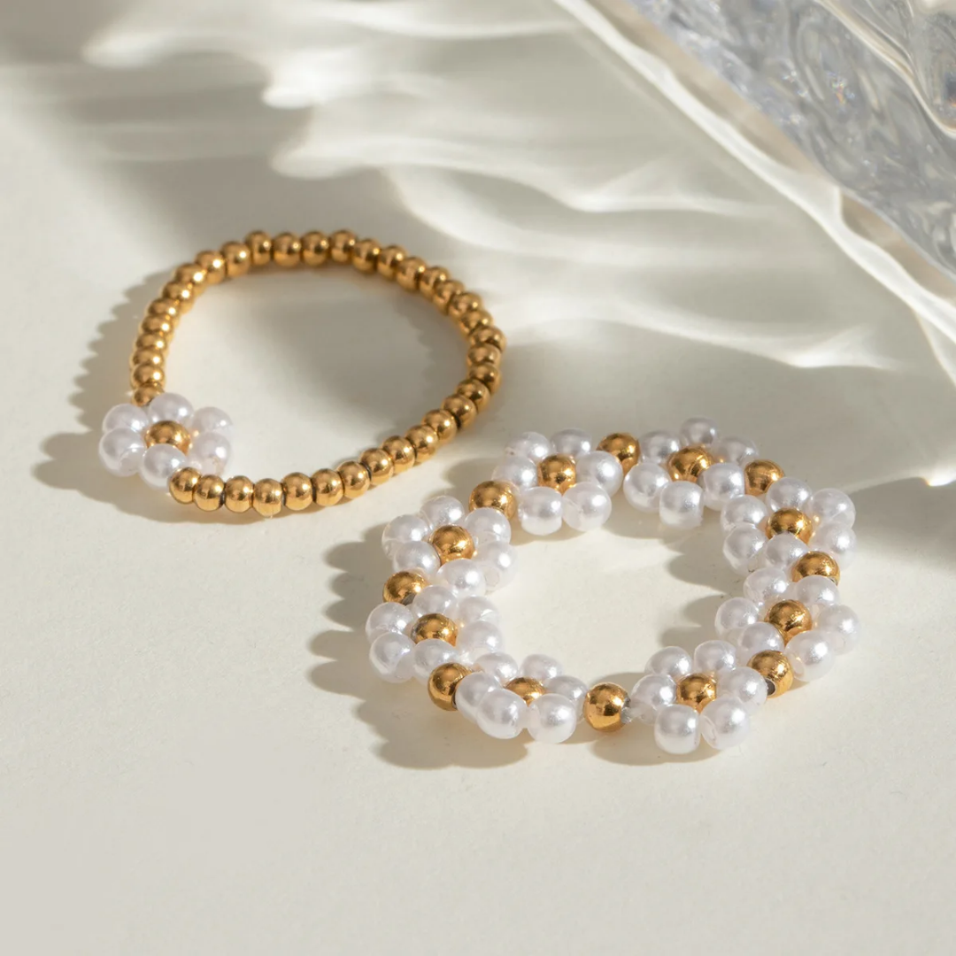 Eipsy Daisy Flower Rings Set