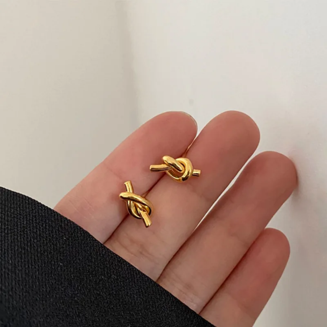 Cute Little Knot Earrings✨
