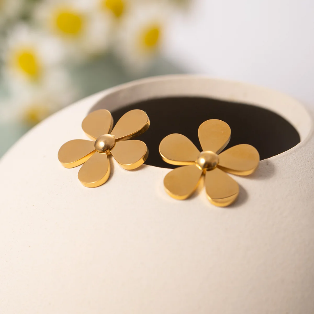 Eilis Mini Flower Studs✨