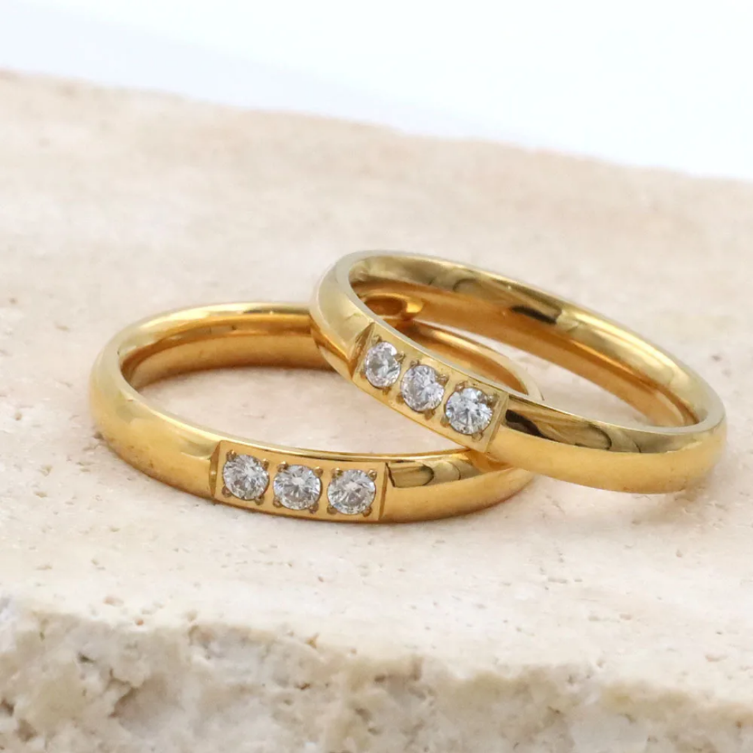 Yushi Triple Diamond Ring