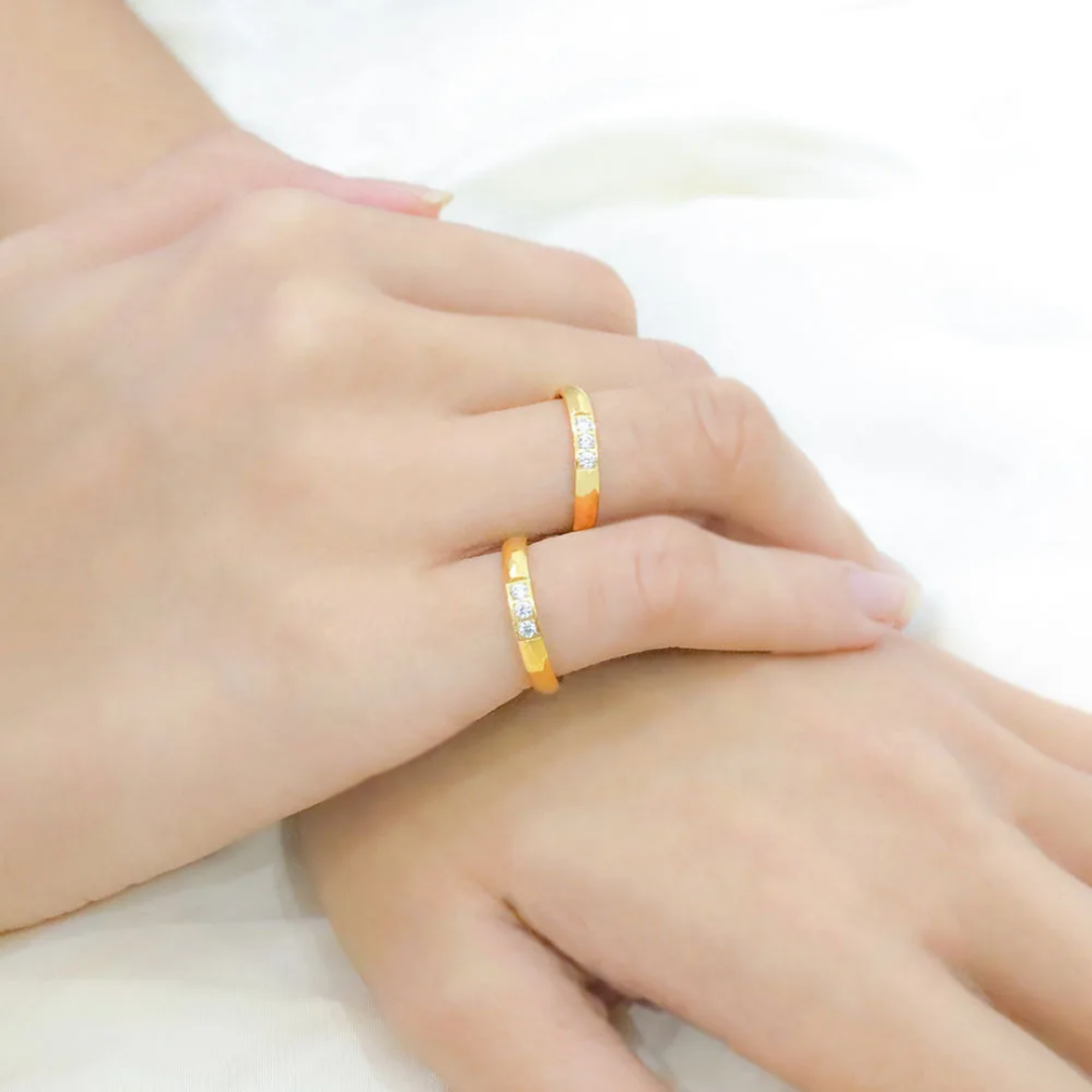 Yushi Triple Diamond Ring