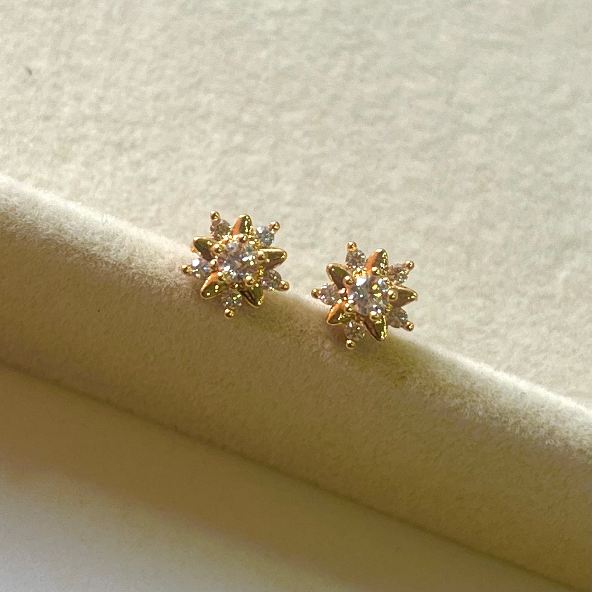Galaxy Star Ball Back Studs