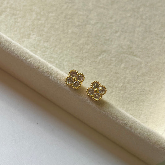 Deina Clover Ball Back Studs