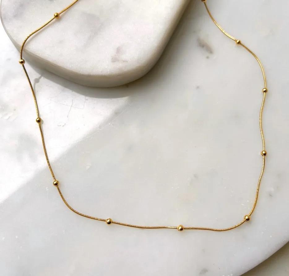 Dot Sleek Gold Chain