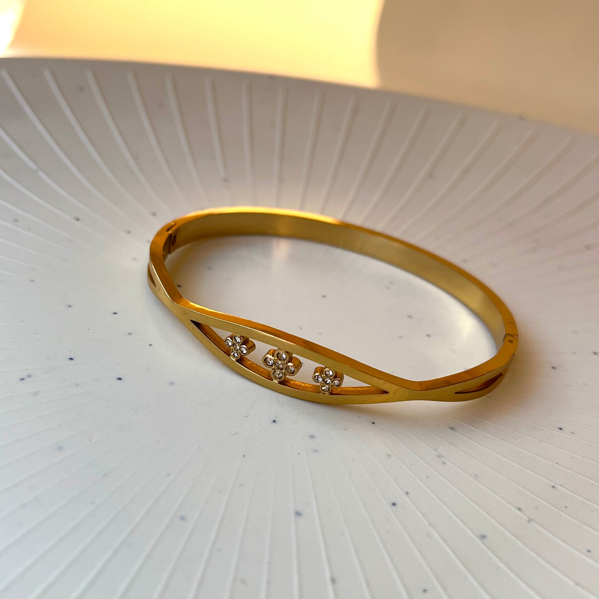 Yeti Flower Gold Cuff