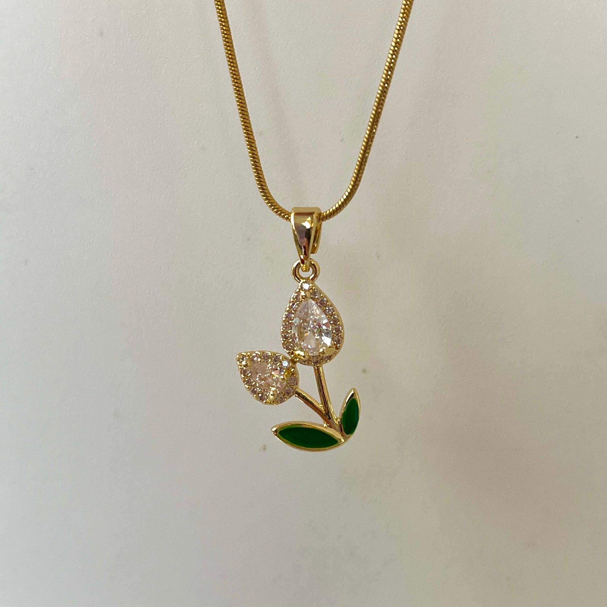 Dora Tulip Diamond Necklace