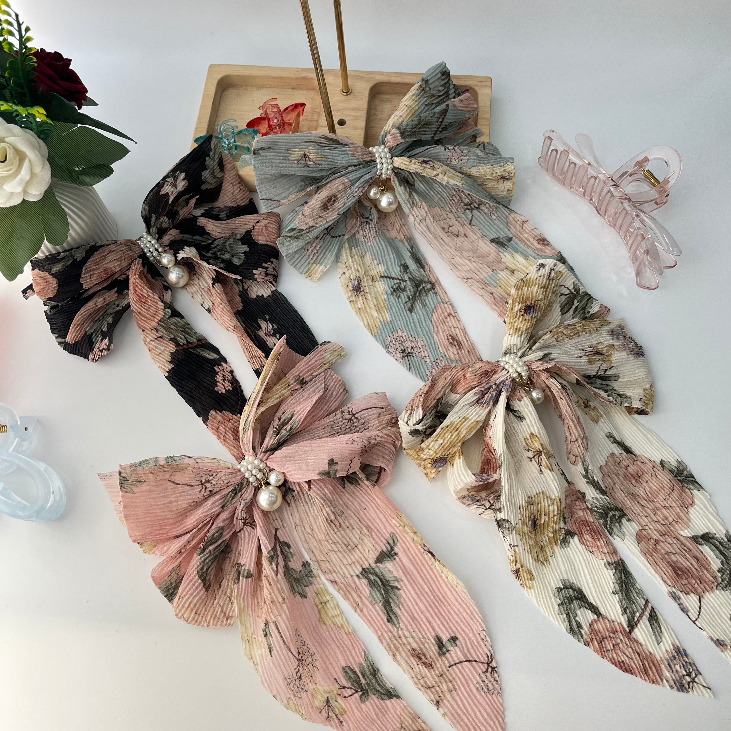 Julia Princess Big Bow Clips