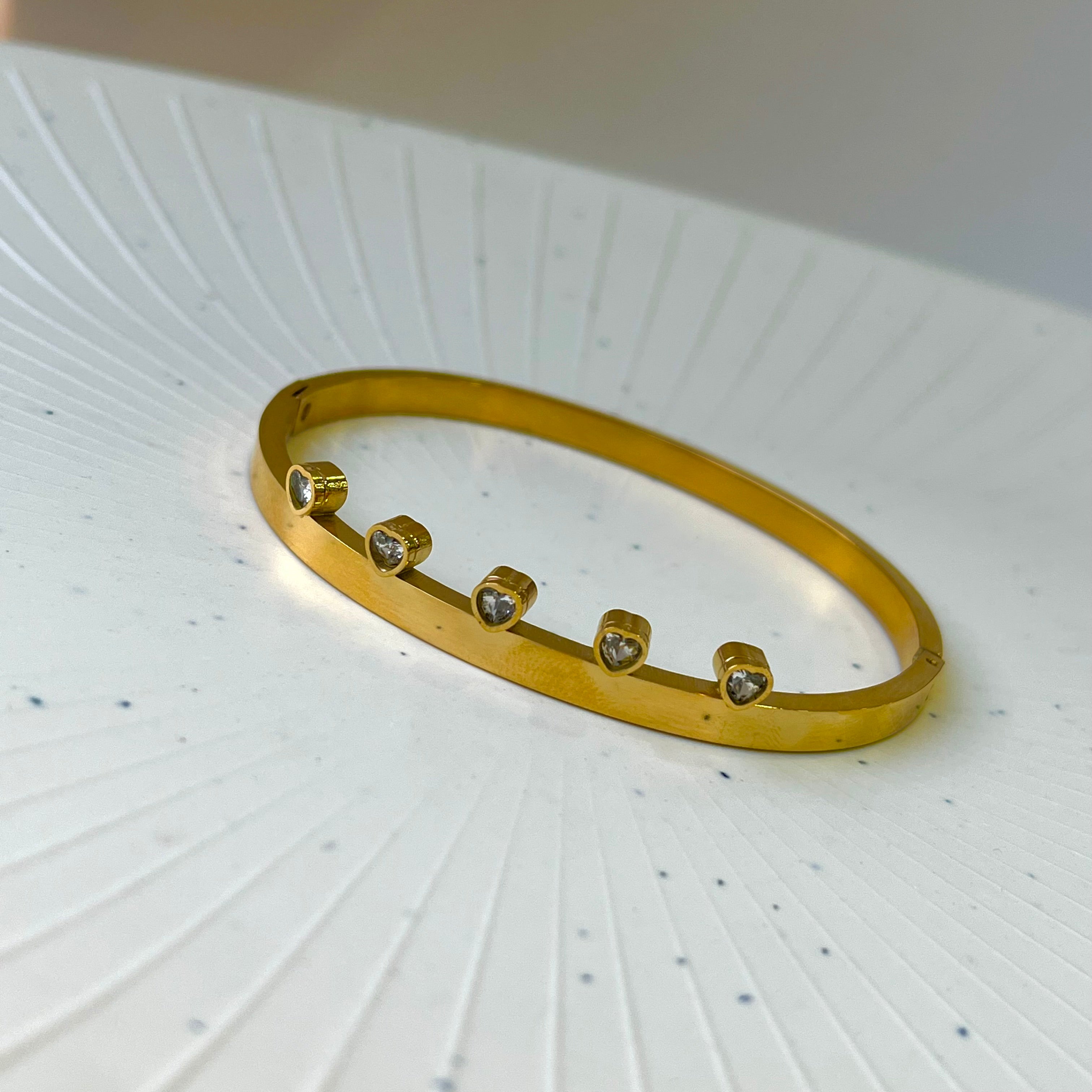 Wellie Little Heart Cuff