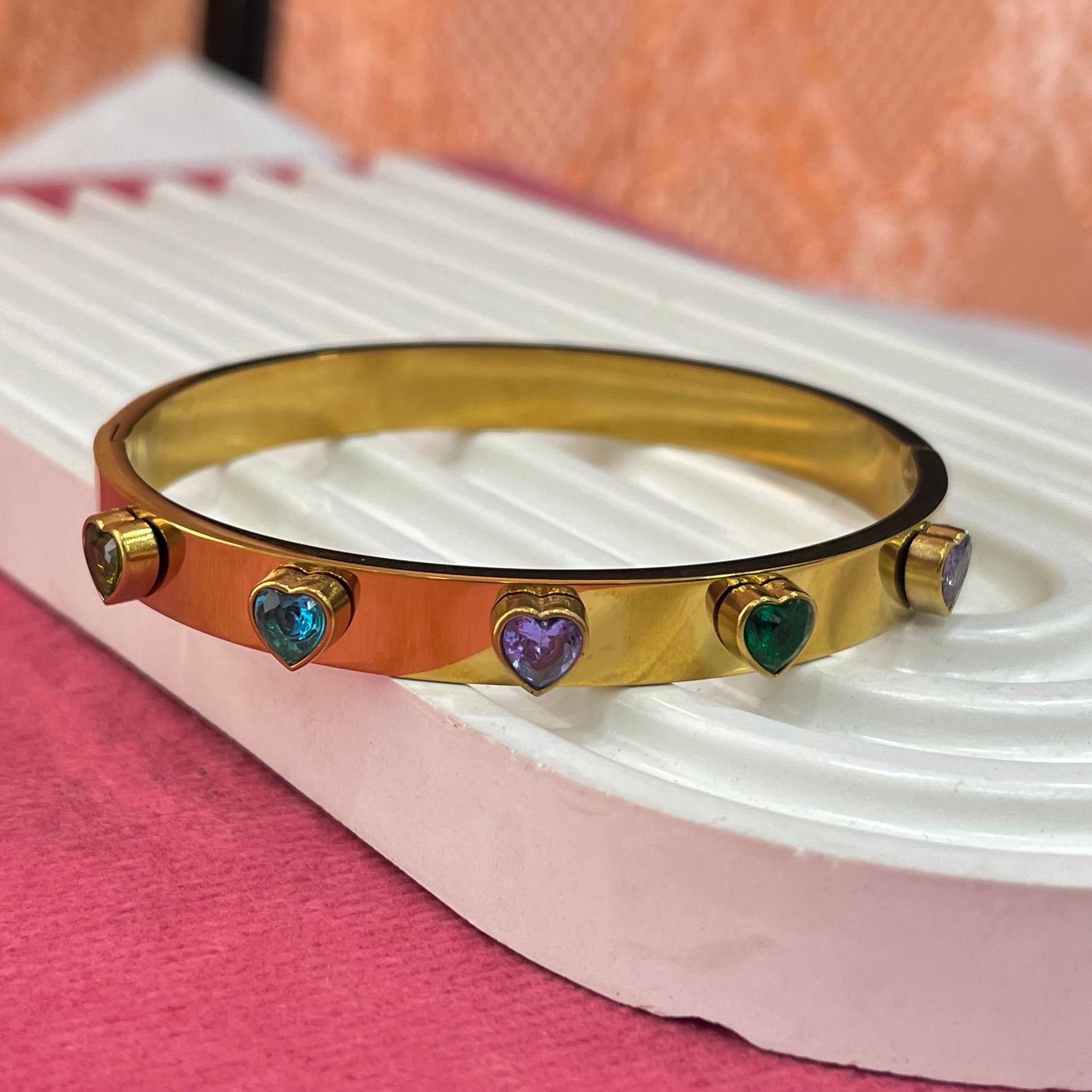 Ovali Coloured Heart Cuff