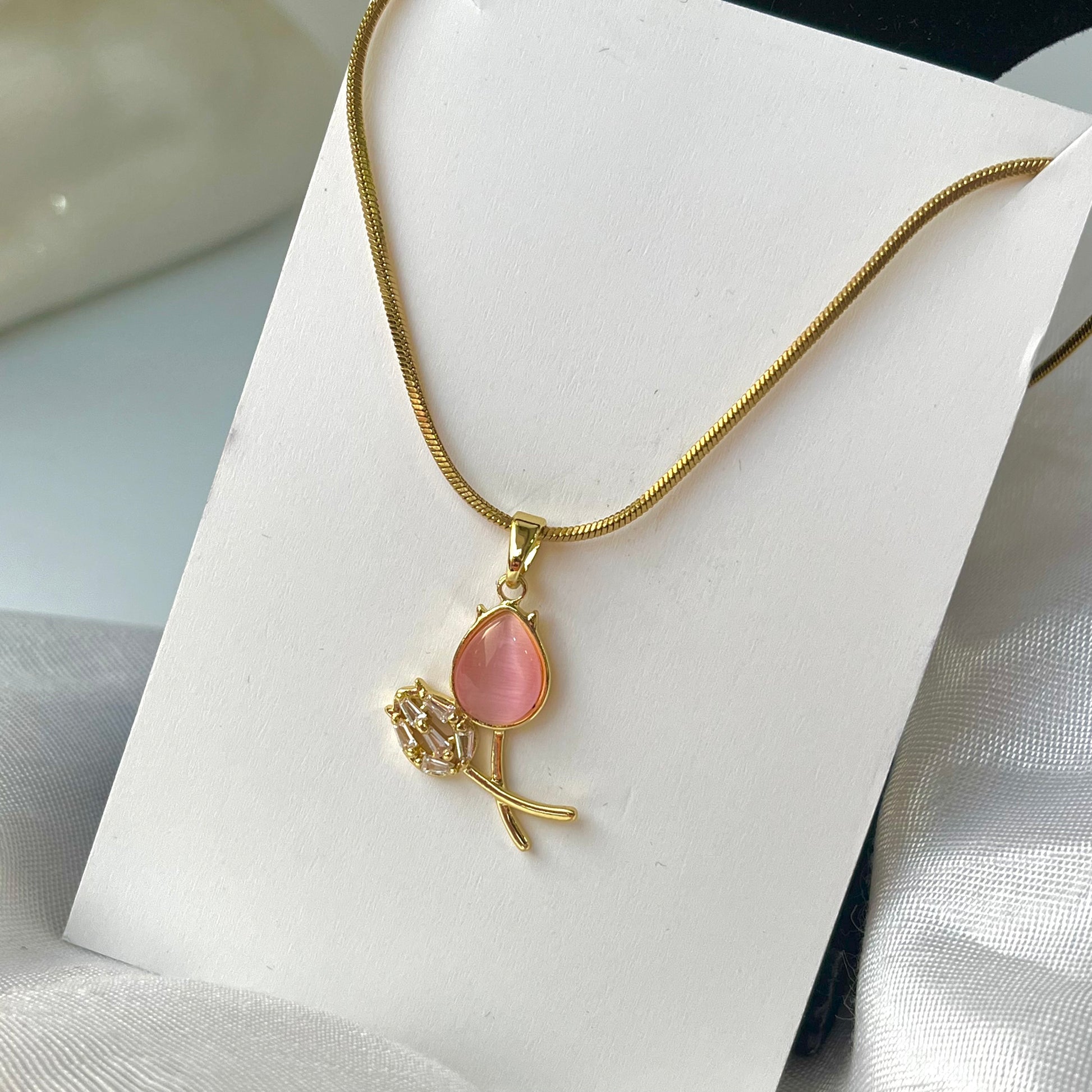 Pinkish Tulip Gold Necklace