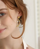 Qoius Moon Pearl Dangler