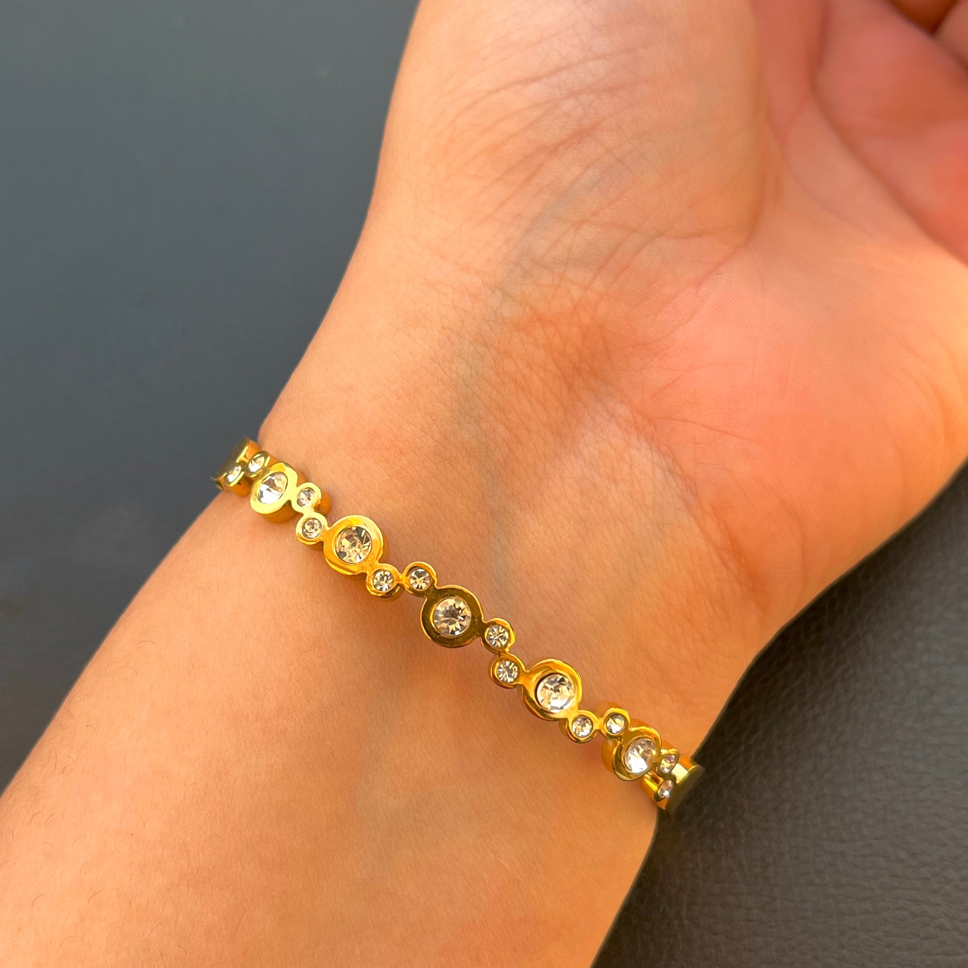 Irsha Round Diamond Cuff