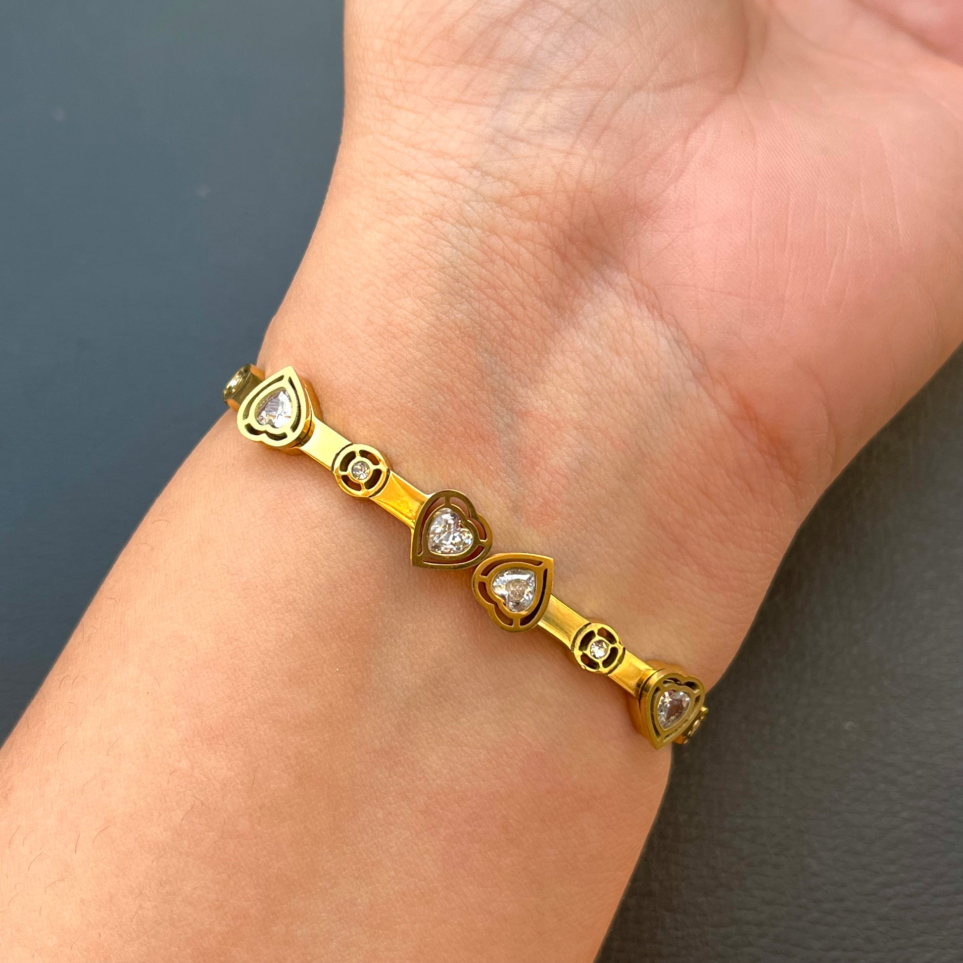 Tehrina Heart Diamond Cuff