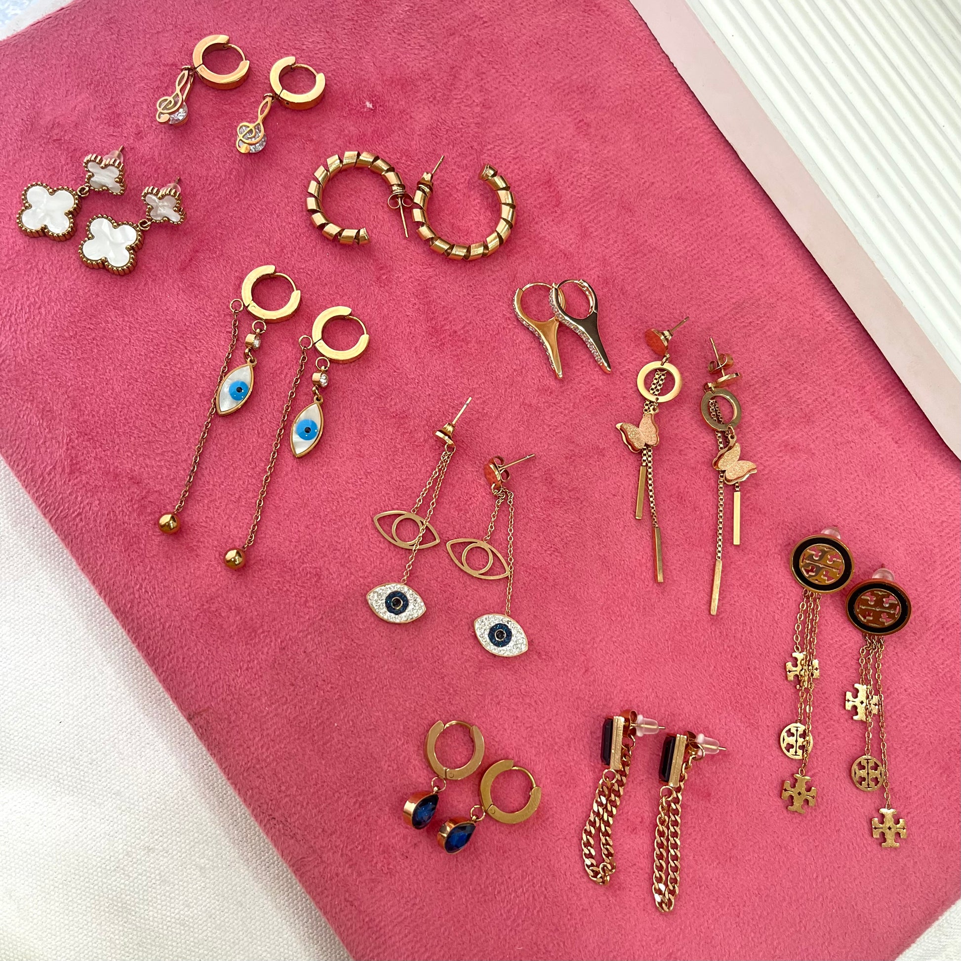 Rose gold Pretty Earrings