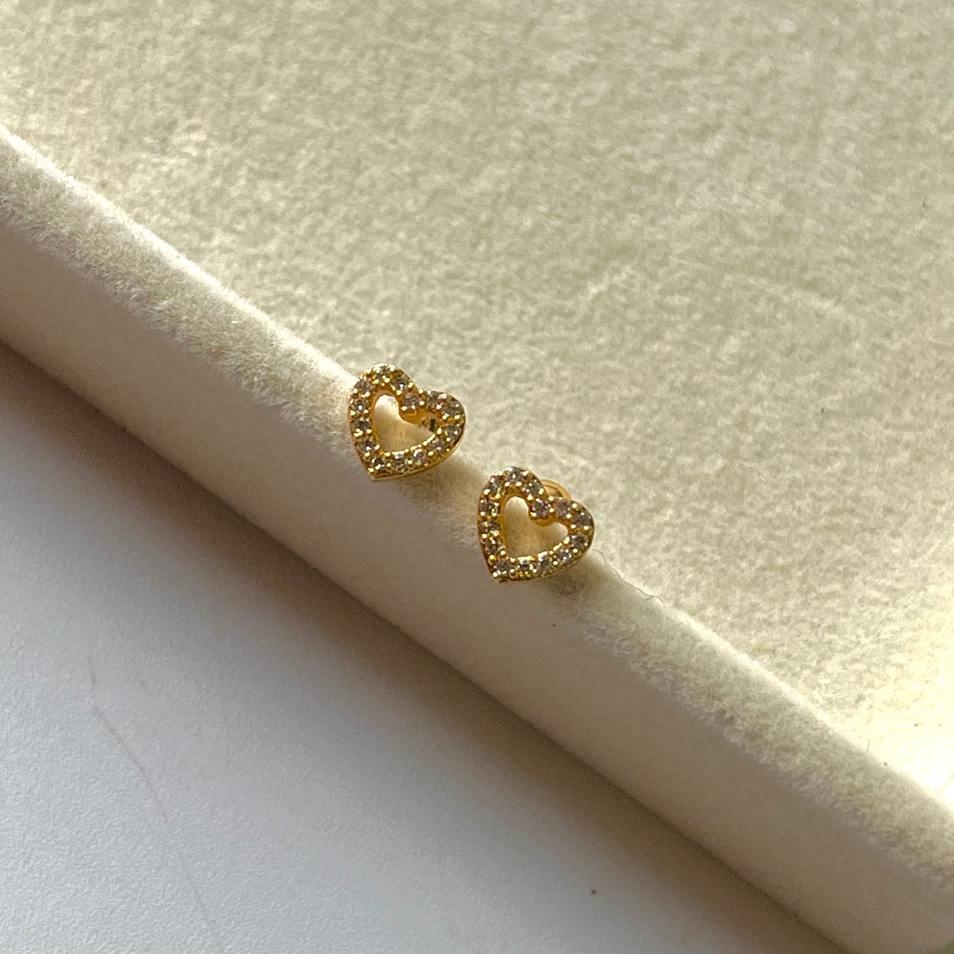 Eva Heart Ball Back Studs