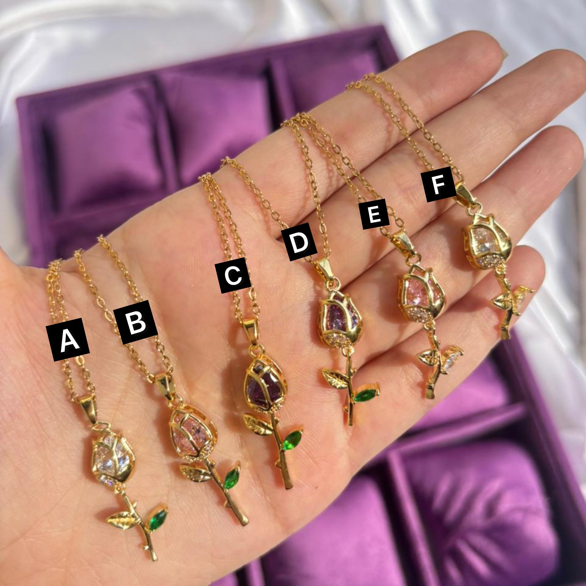 Ferry Tulip Stone Necklaces