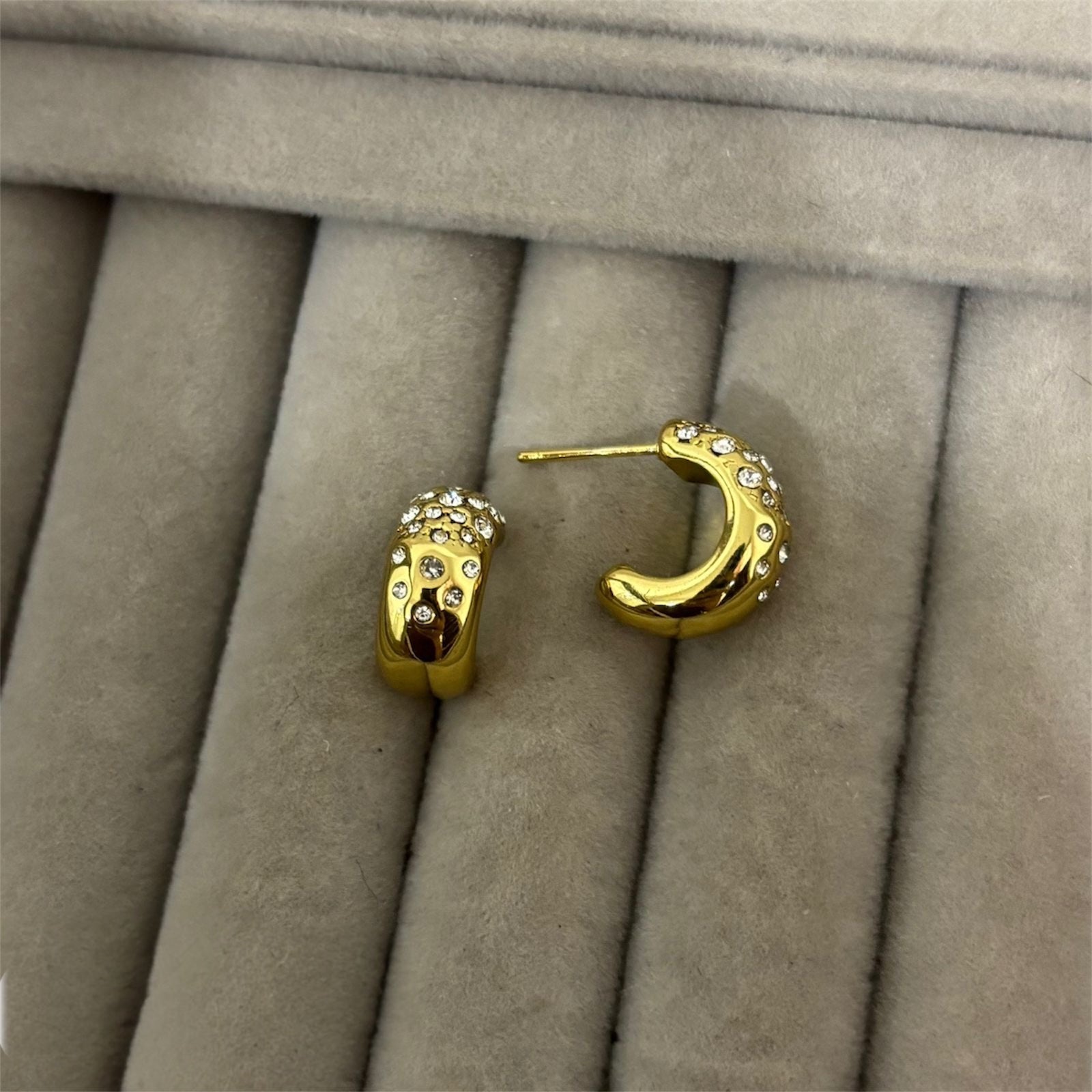 Minie Fusi Diamond Hoops