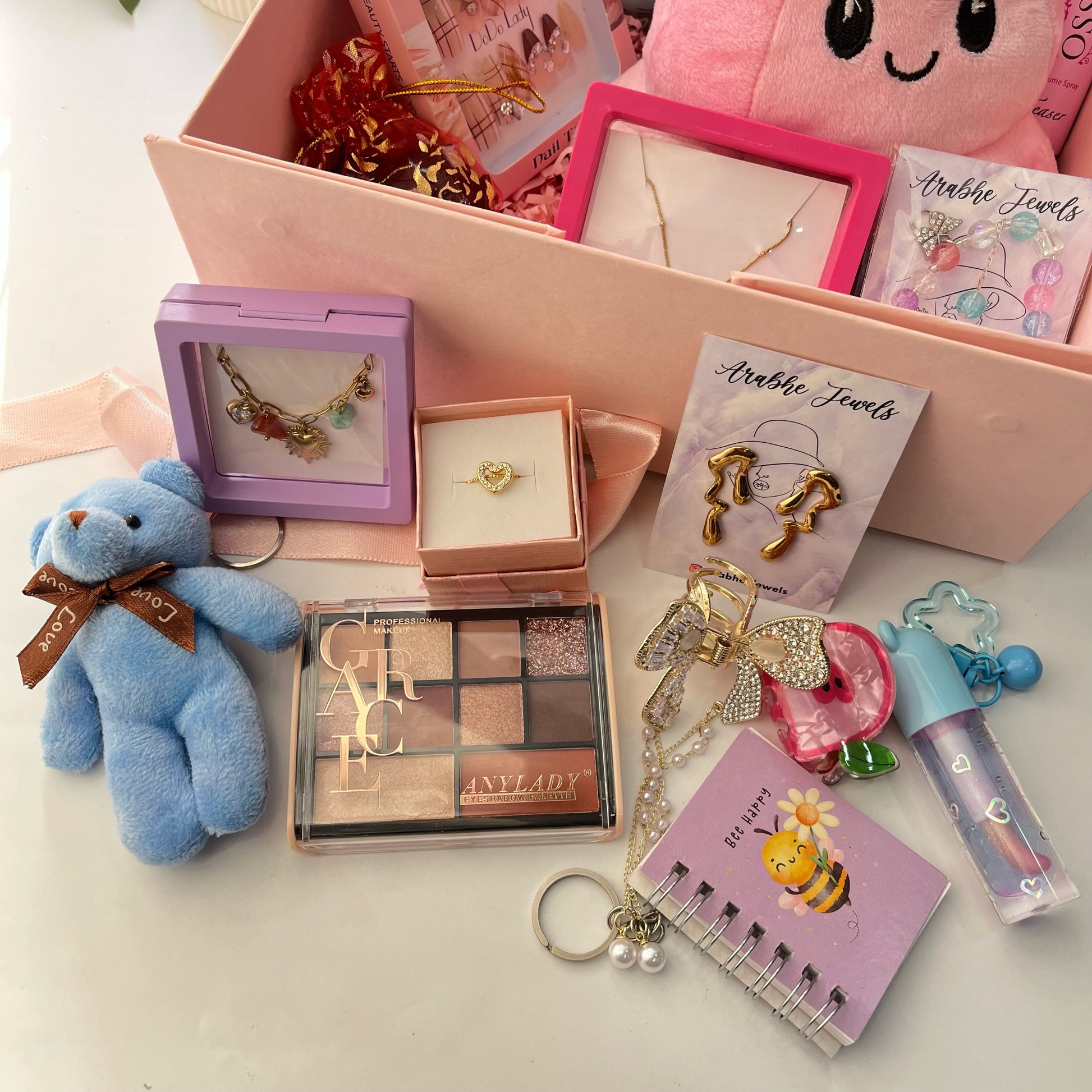 Big Cutsie Foldable Hamper Box