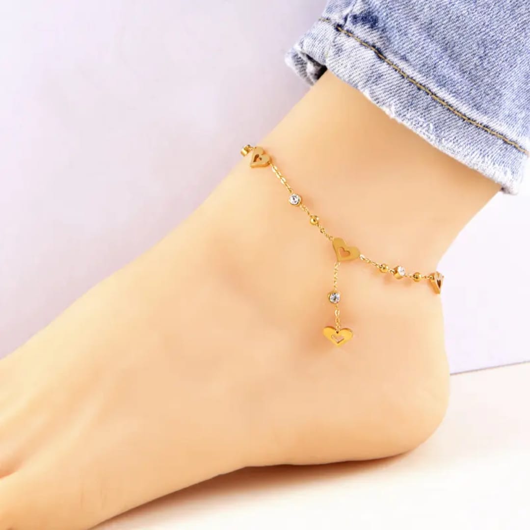 Mia Heart Hanging Anklet
