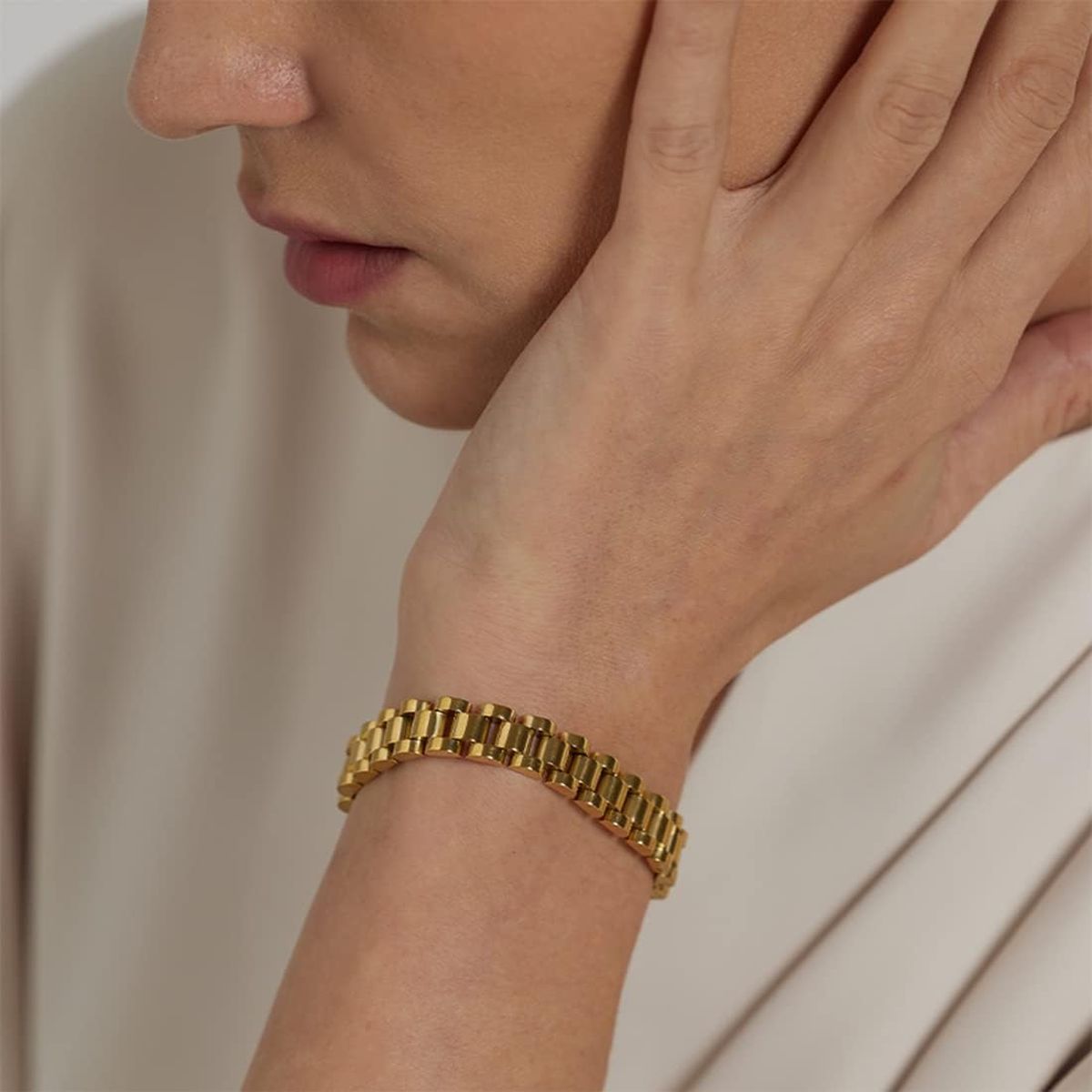 Chunky Pipa Chain Gold Bracelet