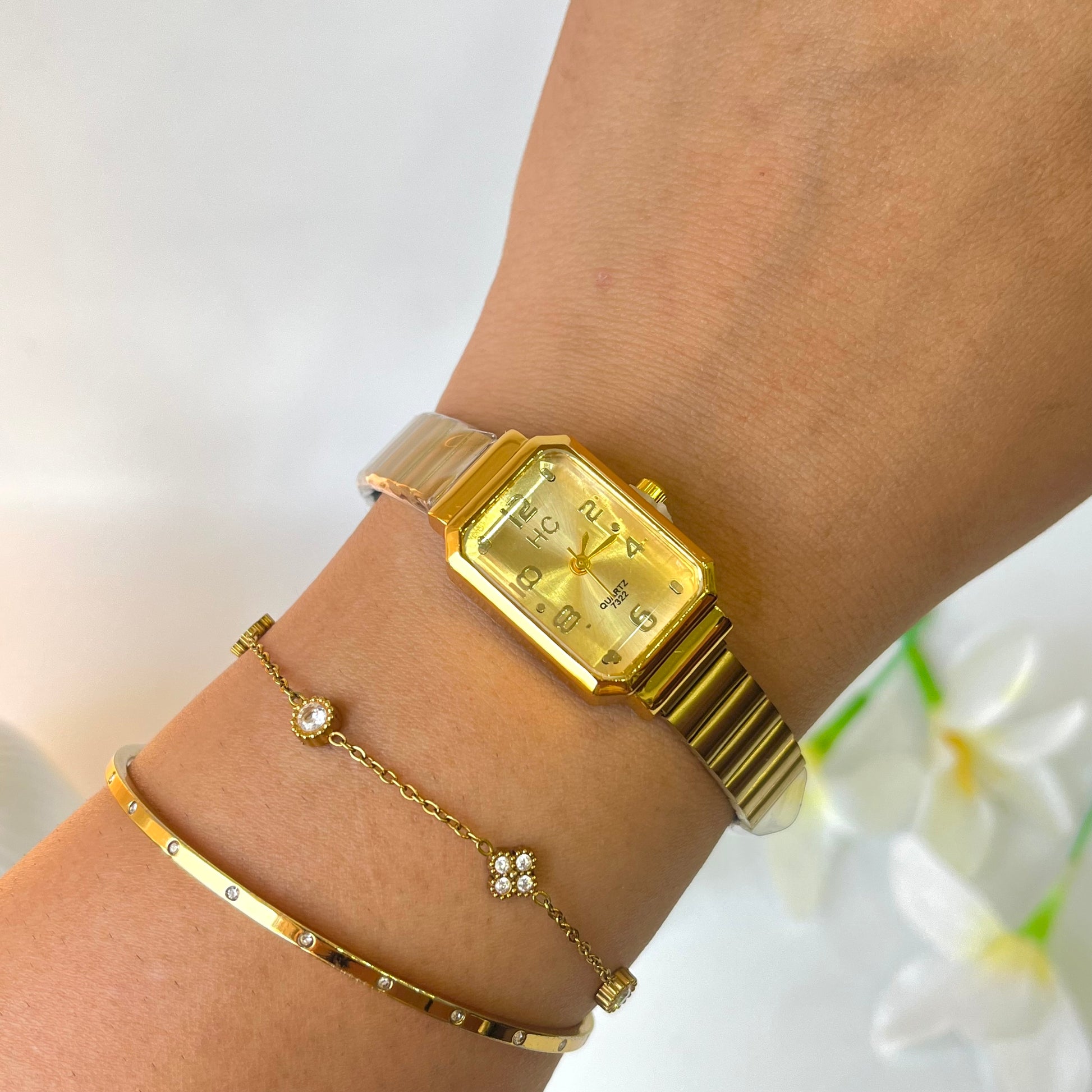 Jeomi Vintage Gold Watch
